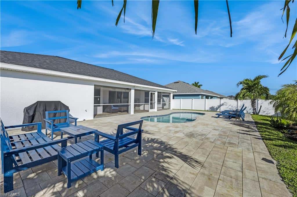921 8th Pl, Cape Coral, photo 16