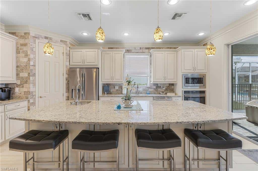 2736 Lambay Ct, Cape Coral, photo 4