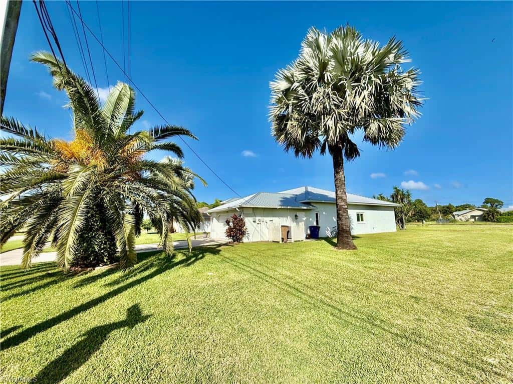 727 Milwaukee Blvd, Lehigh Acres, photo 38