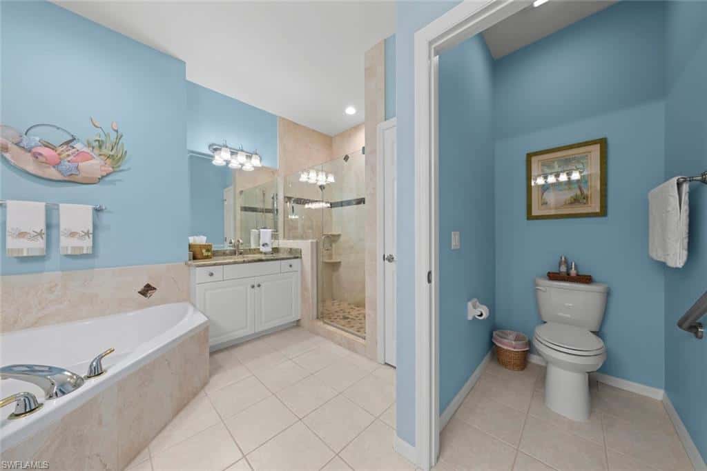 20021 Sanibel View Cir #201, Fort Myers, photo 34