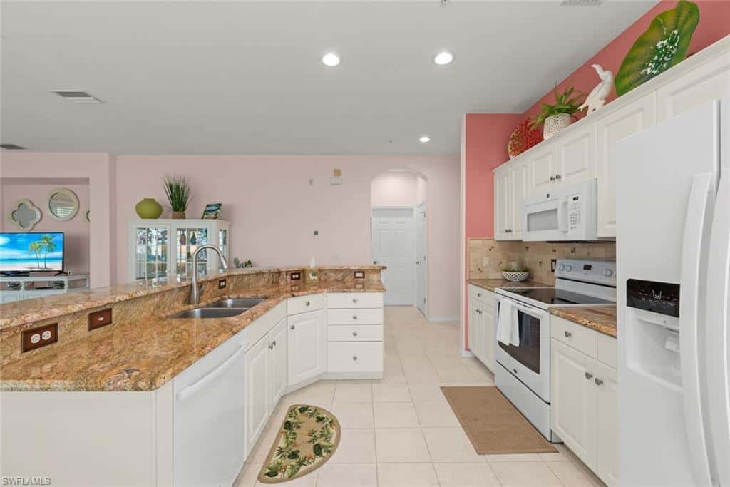 20021 Sanibel View Cir #201, Fort Myers, photo 15
