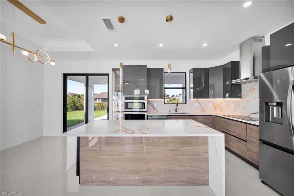 1501 2nd St, Cape Coral, photo 9