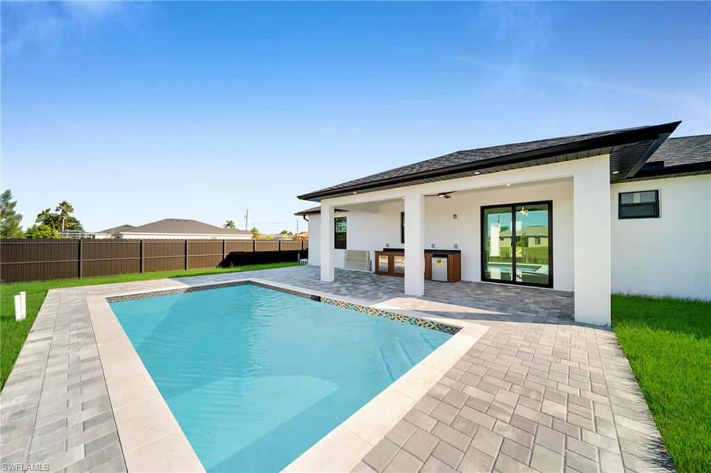 1501 2nd St, Cape Coral, photo 4