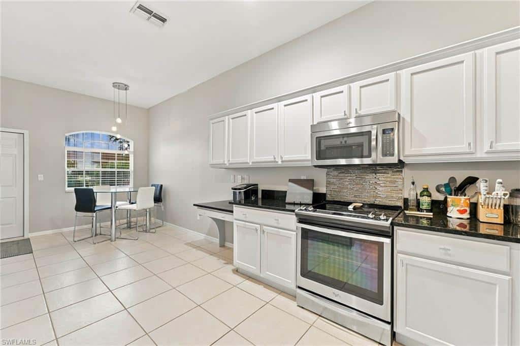 6524 Castlelawn Pl #64, Naples, photo 23