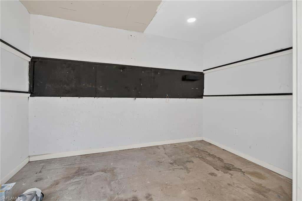 304 43rd Ln, Cape Coral, photo 36