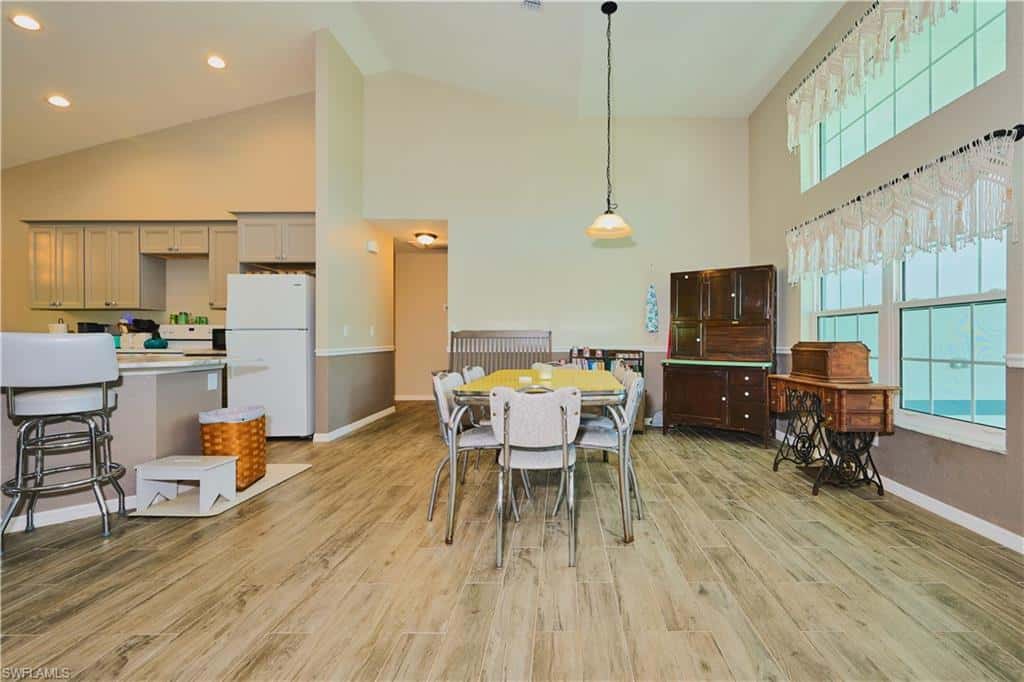 1411 1st St, Cape Coral, photo 13