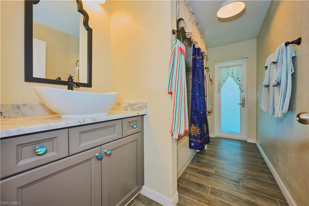 1411 1st St, Cape Coral, photo 21