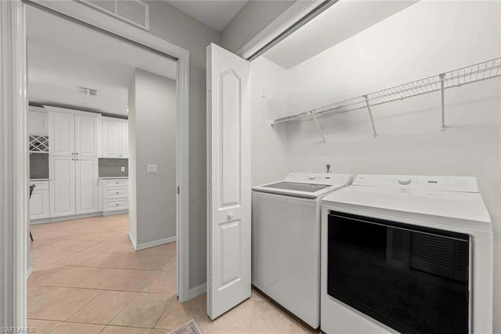 3880 Sawgrass Way #2415, Naples, photo 27