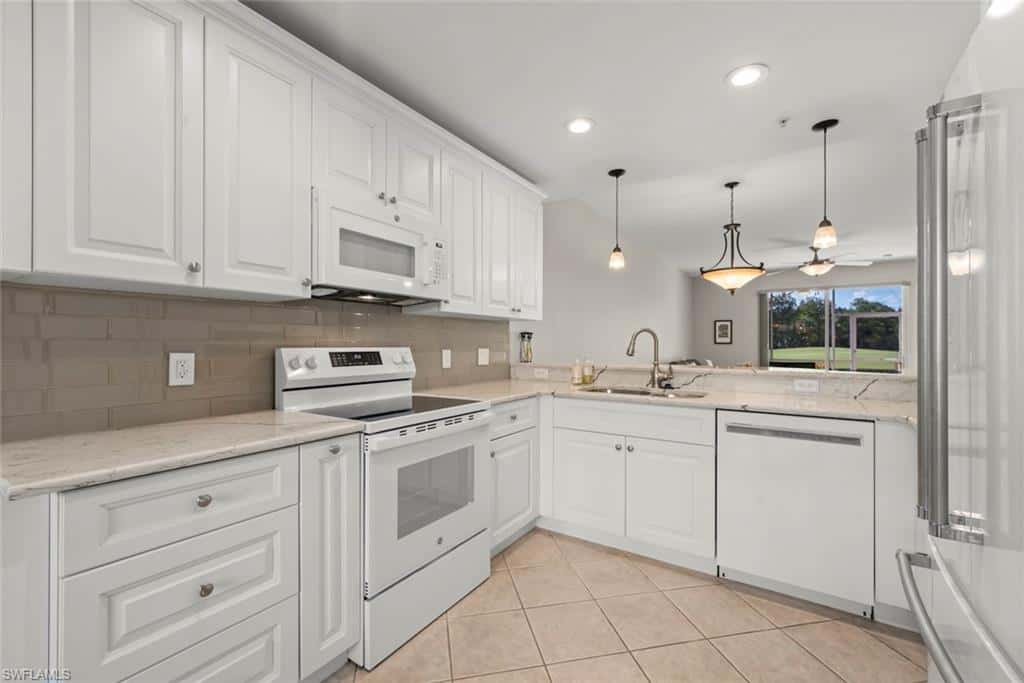 3880 Sawgrass Way #2415, Naples, photo 9
