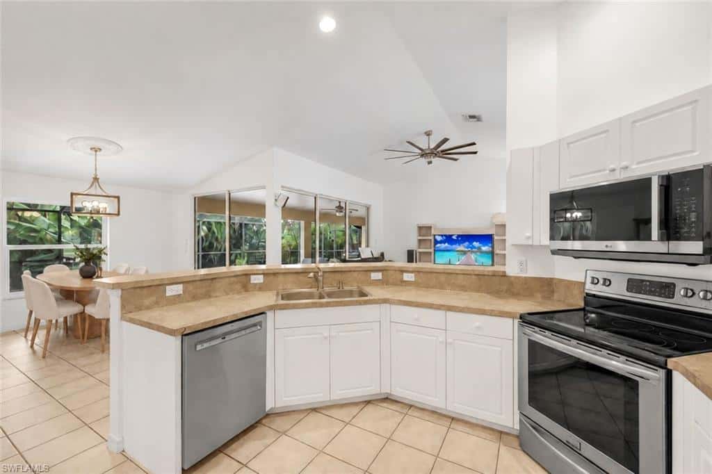 3809 Agualinda Blvd, Cape Coral, photo 15
