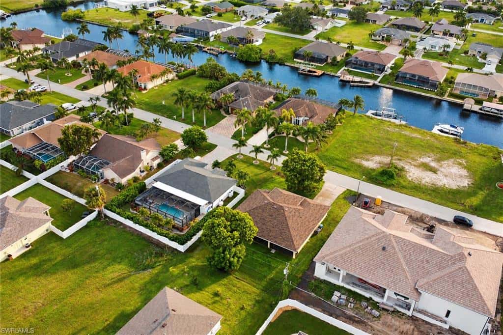 3401 25th Pl, Cape Coral, photo 5