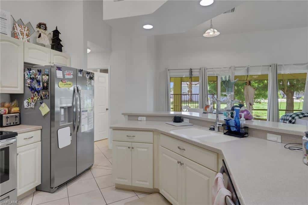 3401 25th Pl, Cape Coral, photo 9