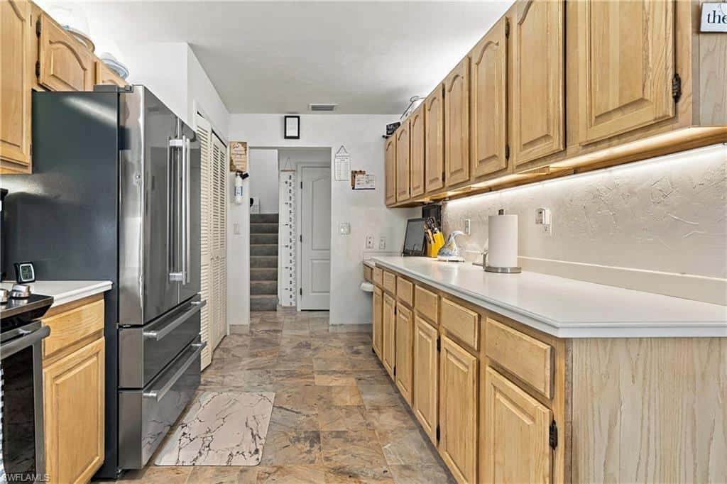 6550 Willow Lake Cir, Fort Myers, photo 9