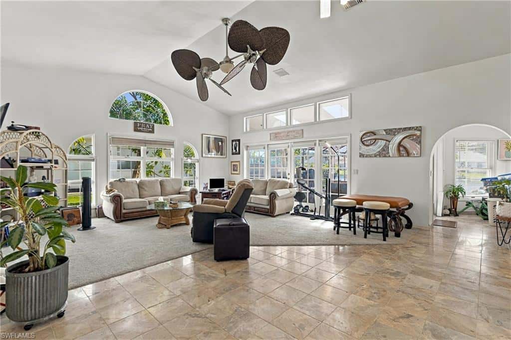 6550 Willow Lake Cir, Fort Myers, photo 4