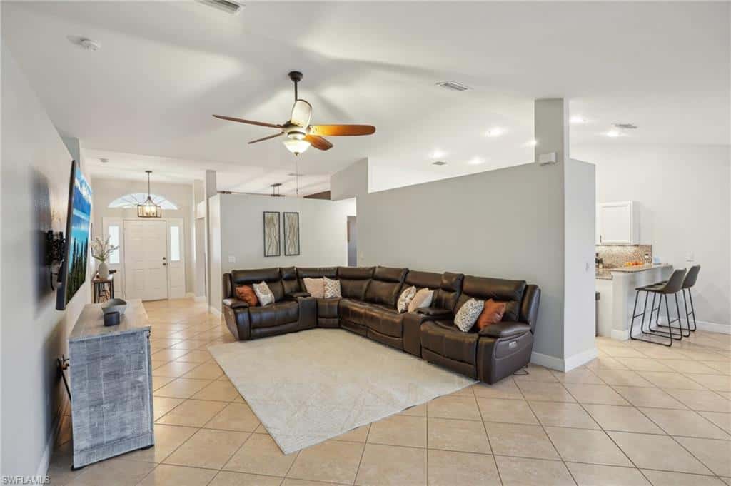 3717 Agualinda Blvd, Cape Coral, photo 8