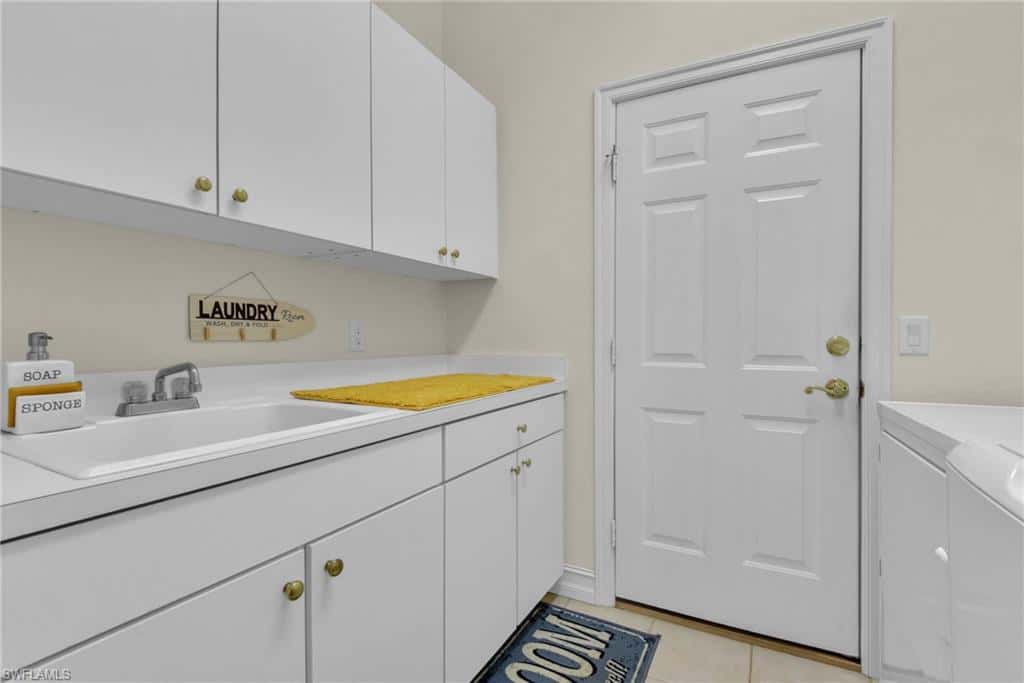 12530 Venicia Dr, Fort Myers, photo 24