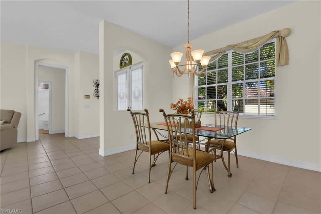 12530 Venicia Dr, Fort Myers, photo 10