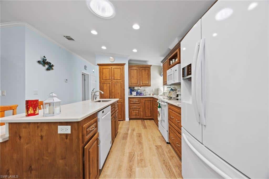1153 Silver Lakes Blvd, Naples, photo 23