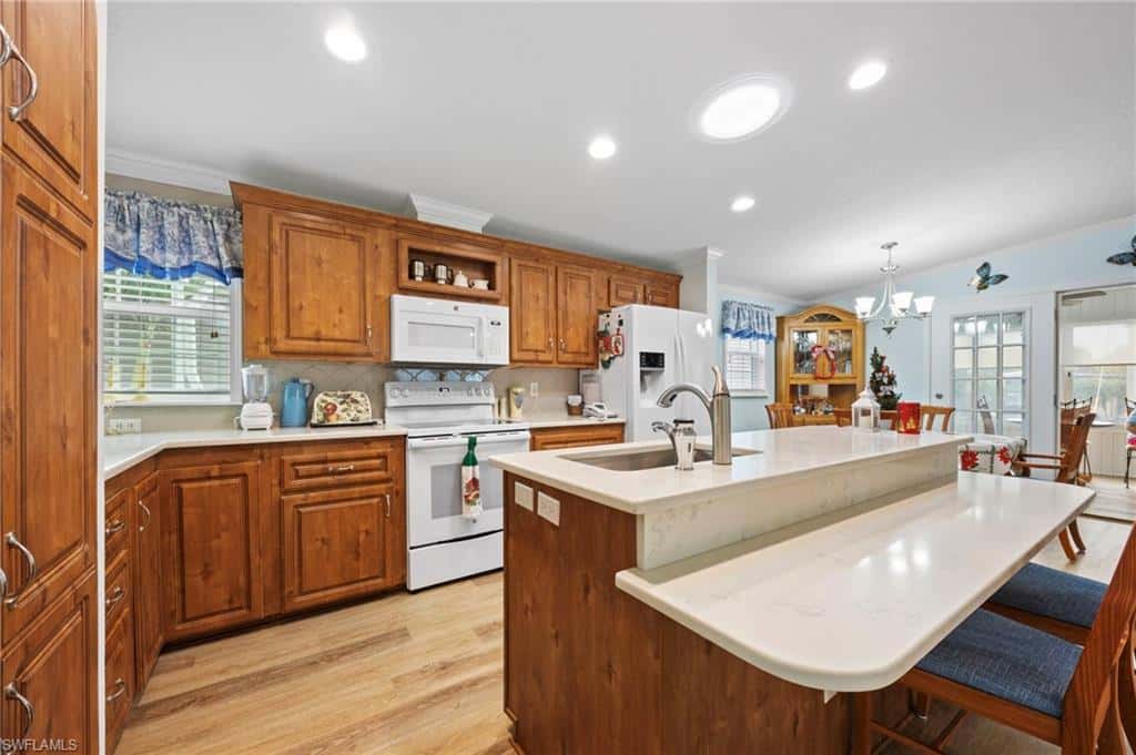 1153 Silver Lakes Blvd, Naples, photo 25