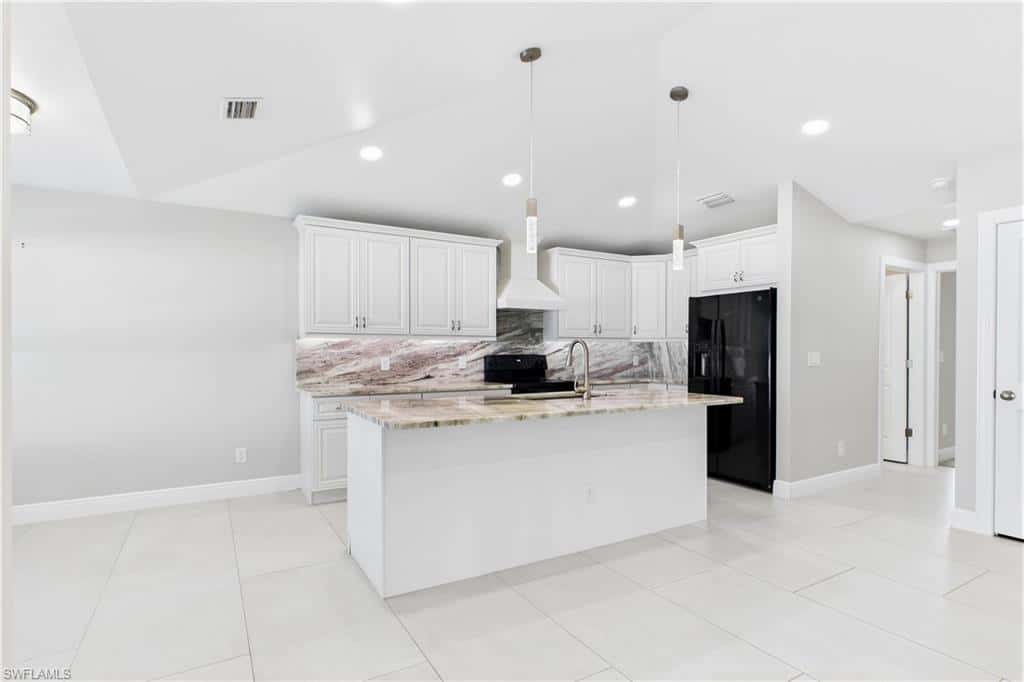 629 29th St, Cape Coral, photo 12
