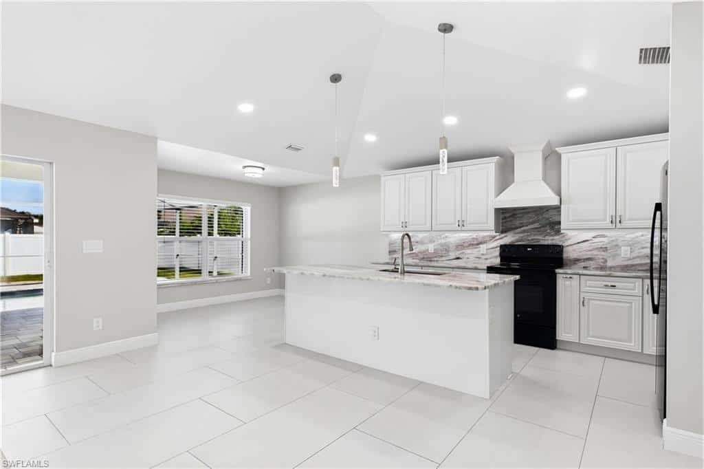 629 29th St, Cape Coral, photo 11