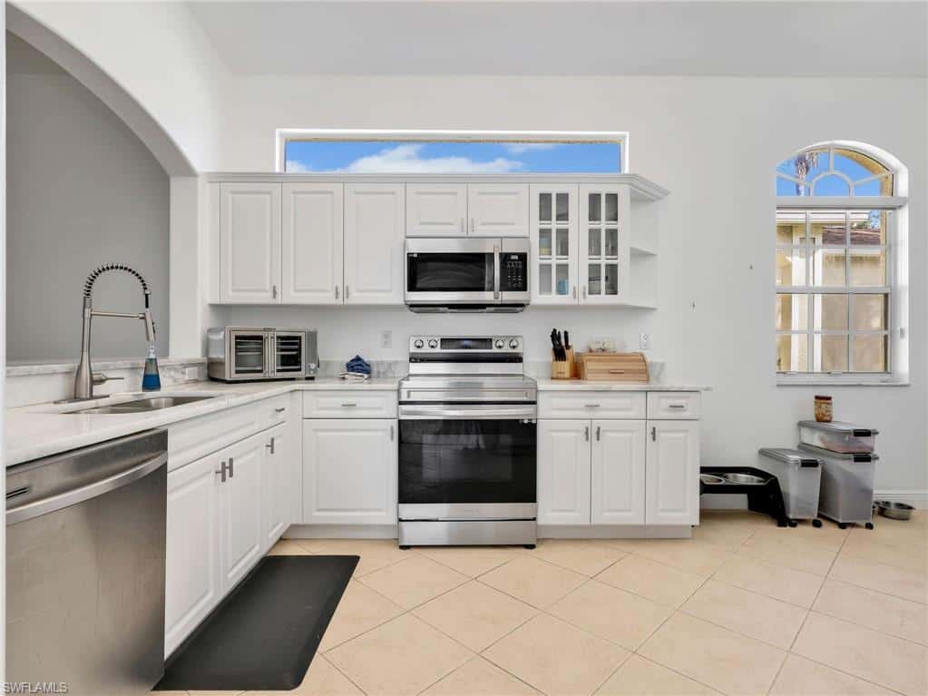 8755 Ibis Cove Cir, Naples, photo 13
