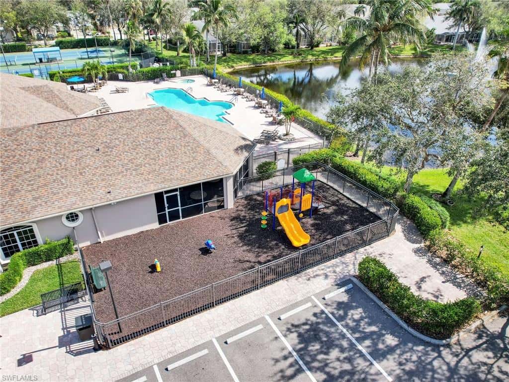 8755 Ibis Cove Cir, Naples, photo 36
