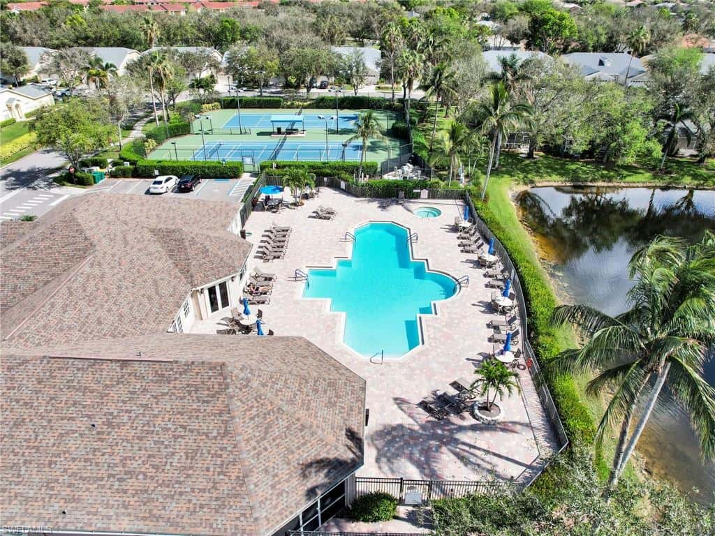 8755 Ibis Cove Cir, Naples, photo 35