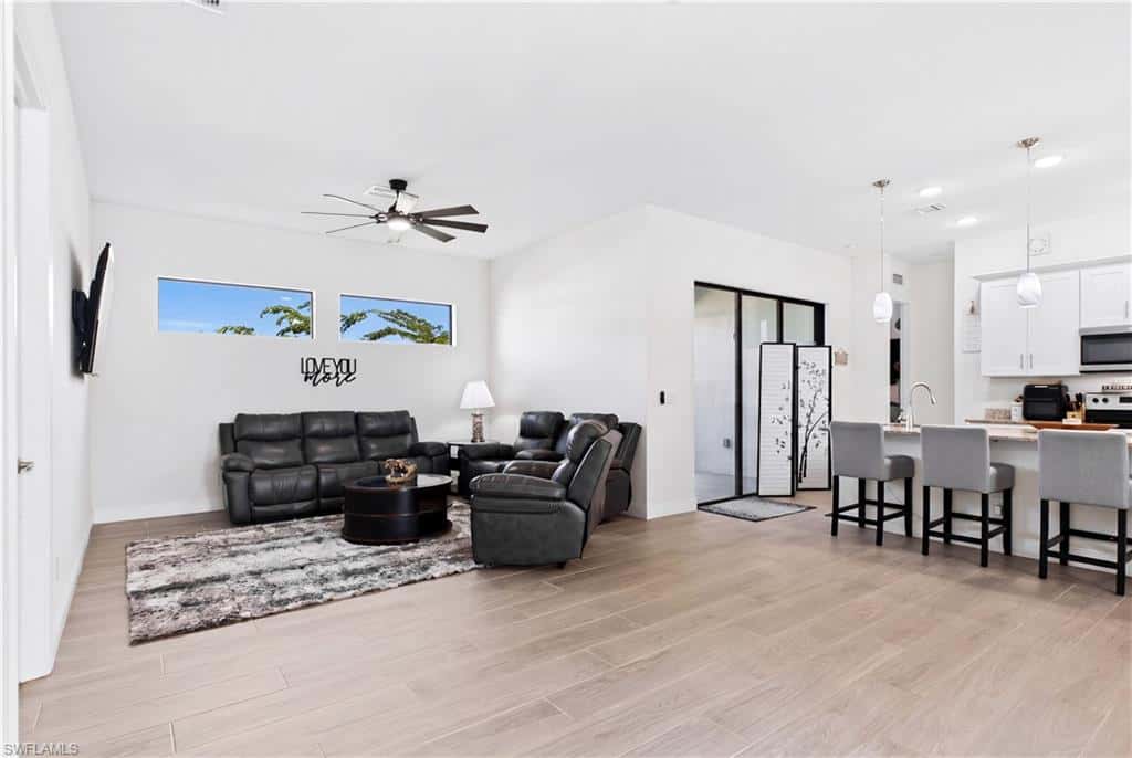 1807 4th St, Cape Coral, photo 13