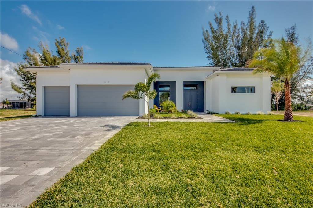 1502 28th St, Cape Coral