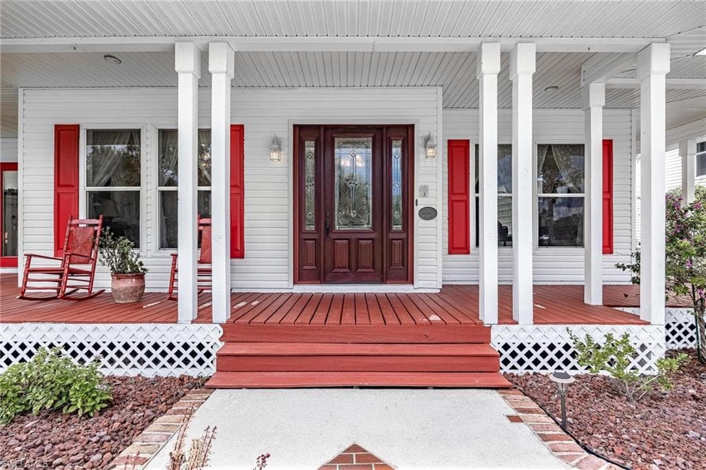 1323 Frontier Cir, Labelle, photo 3