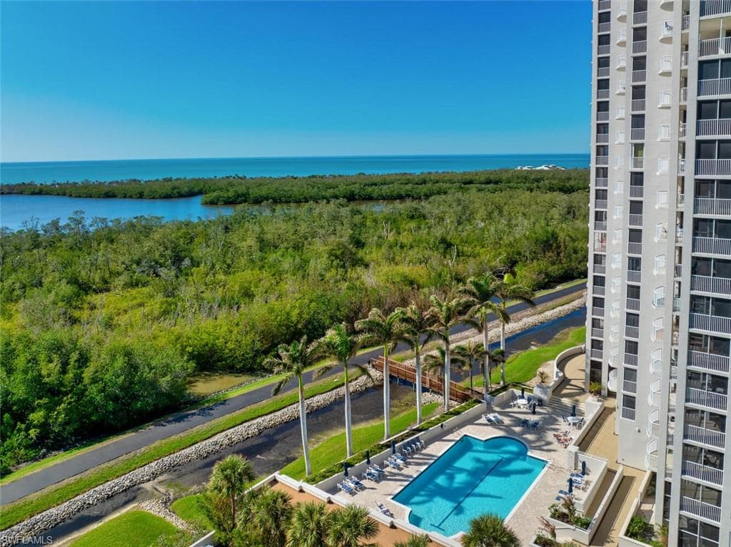 6849 Grenadier Blvd #802, Naples