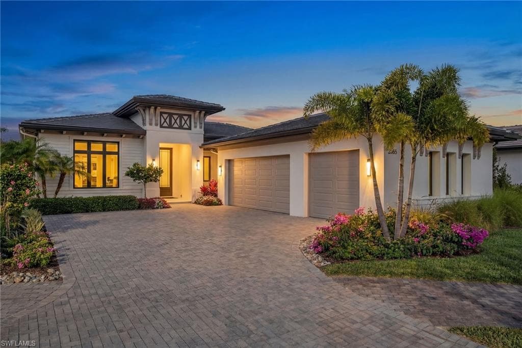 2055 Cambridge Park Dr, Naples, photo 3