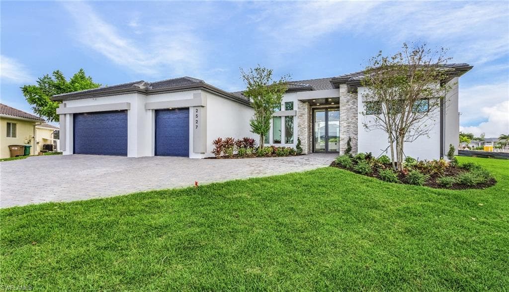 2527 Gleason Pkwy, Cape Coral, photo 3