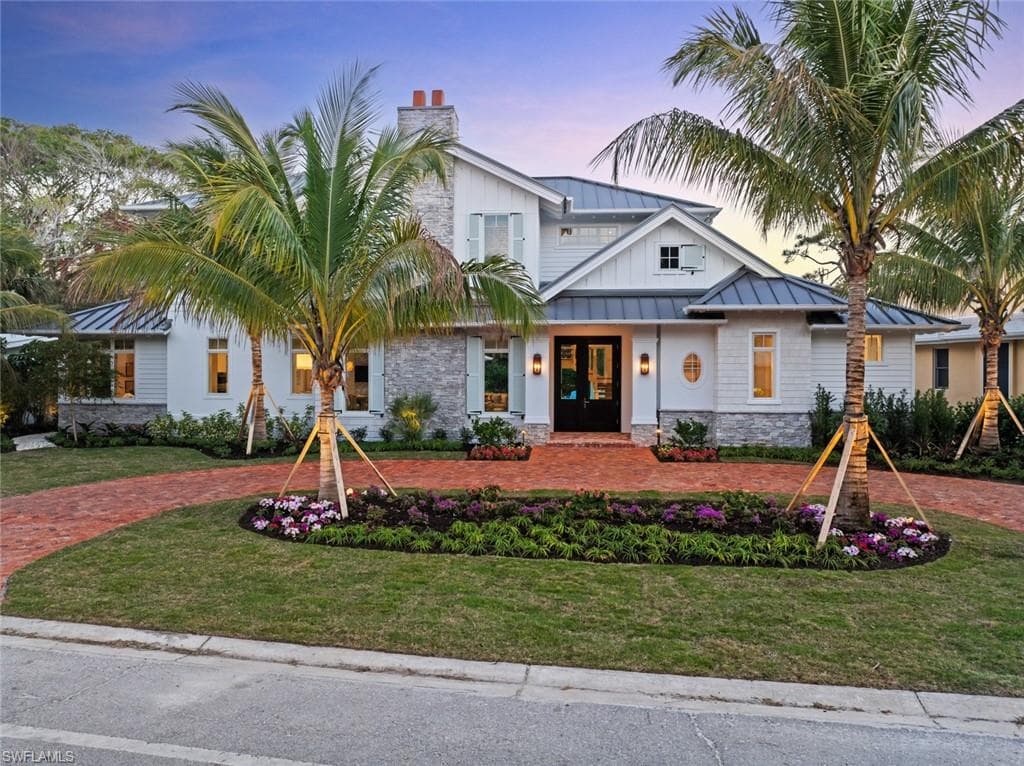 690 7th Ave, Naples, photo 2