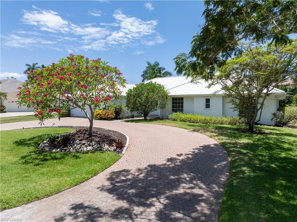 626 Regatta Rd, Naples, photo 2