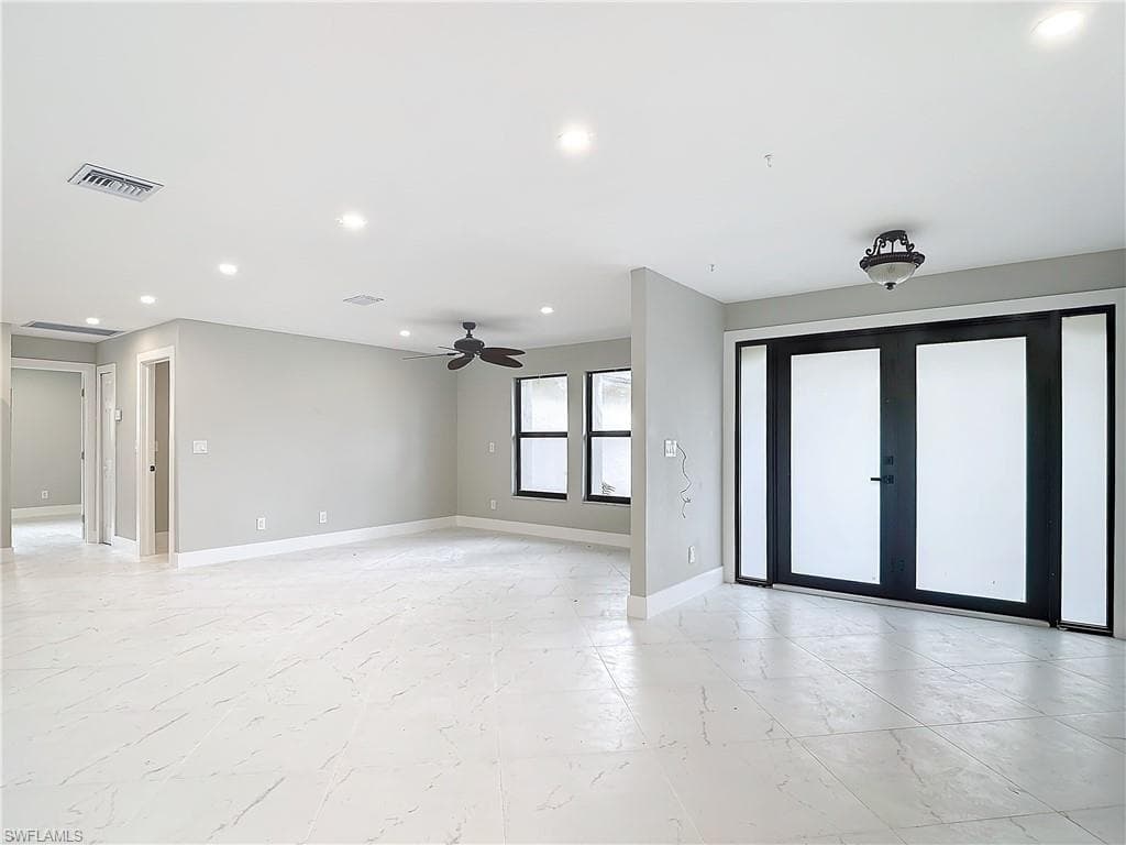 3679 Woodstork Ct, Fort Myers, photo 2