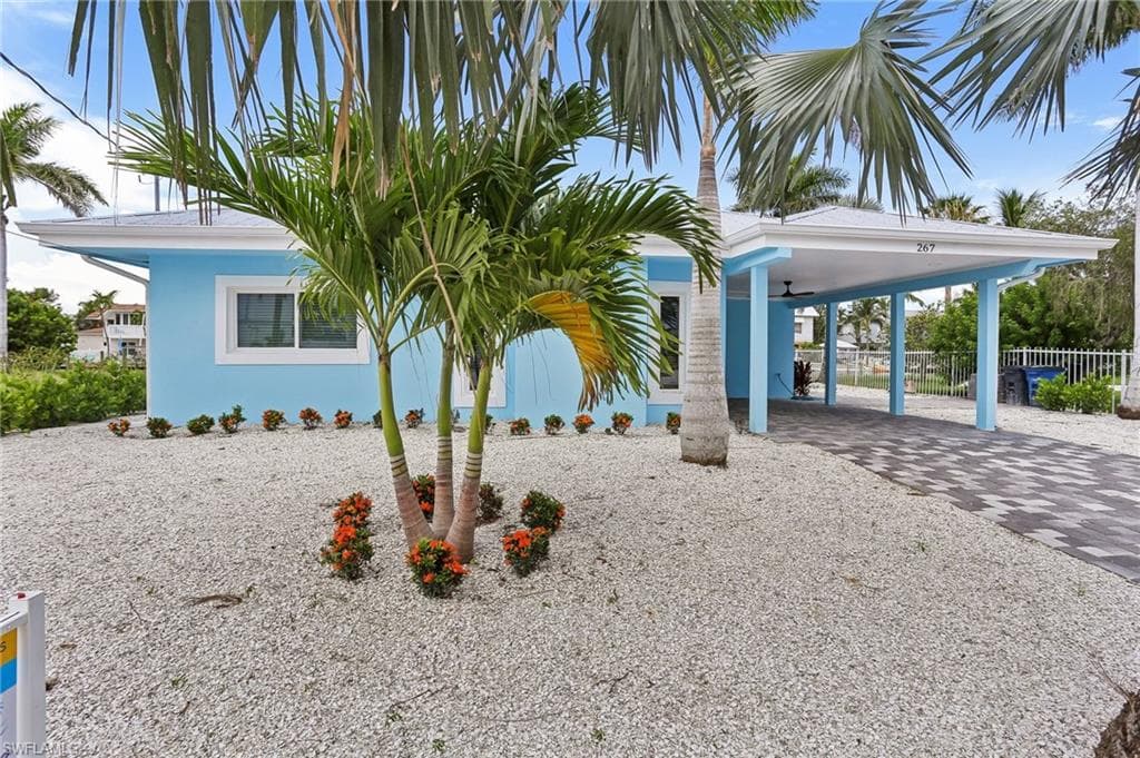 267 Flamingo St, Fort Myers Beach
