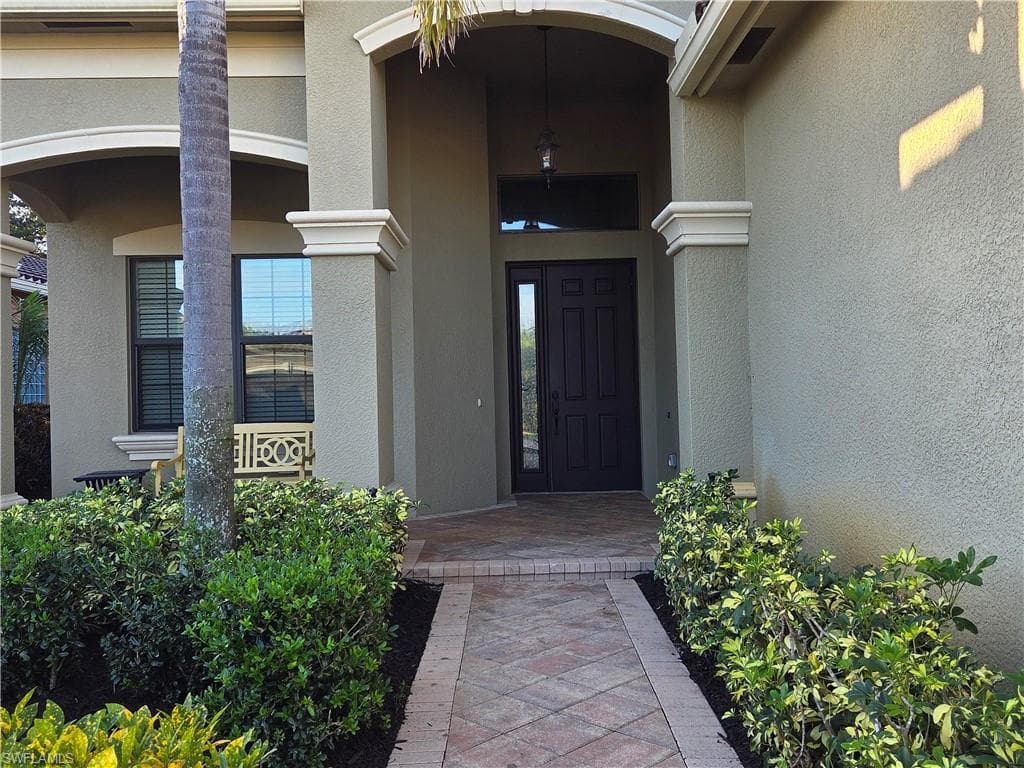 3195 Pacific Dr, Naples, photo 3