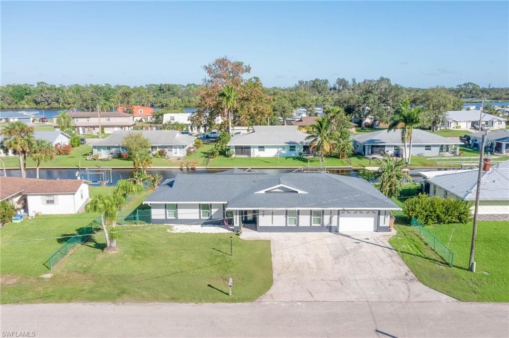 14932 Randolph Dr, Fort Myers, photo 2