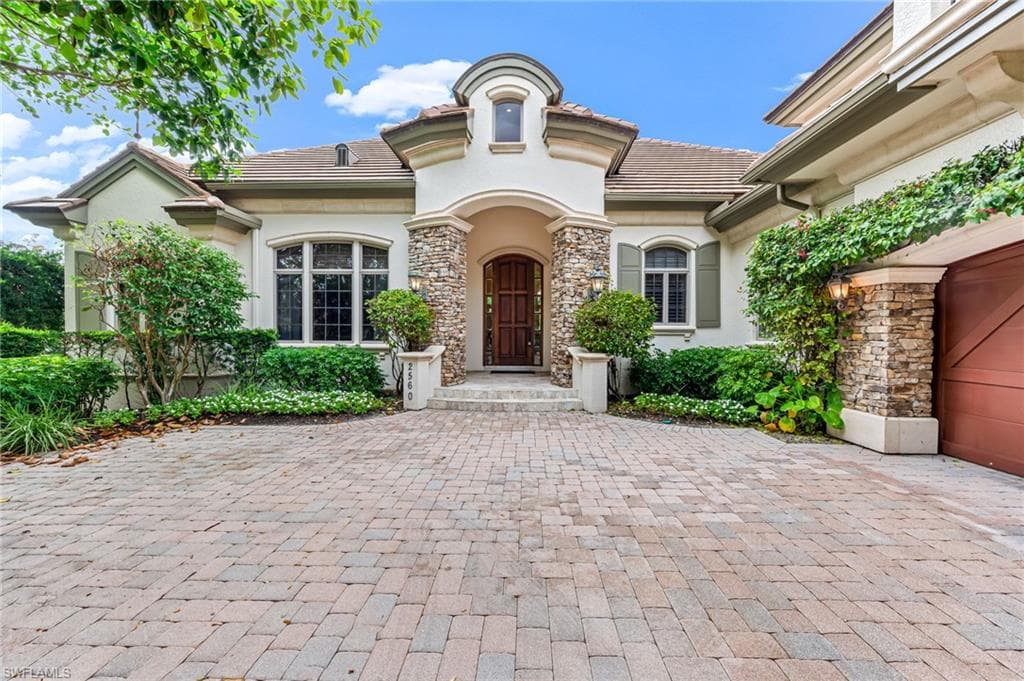 2560 Half Moon Walk, Naples