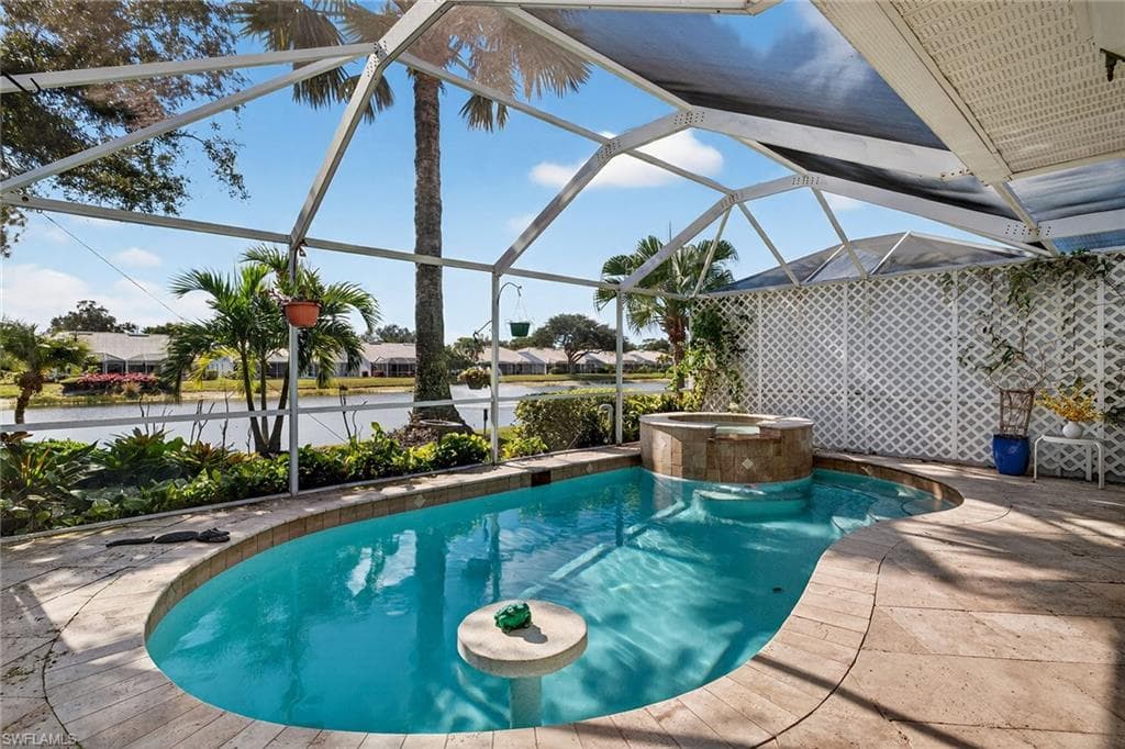 550 Captn Kate Ct #22, Naples
