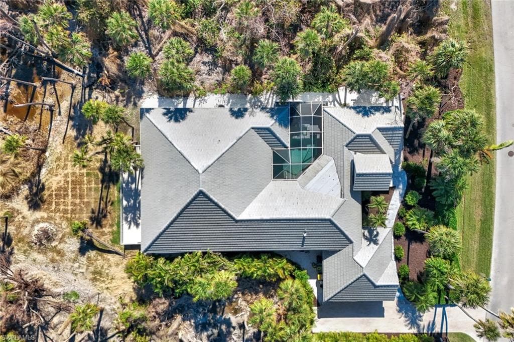 2450 Wulfert Rd, Sanibel, photo 3