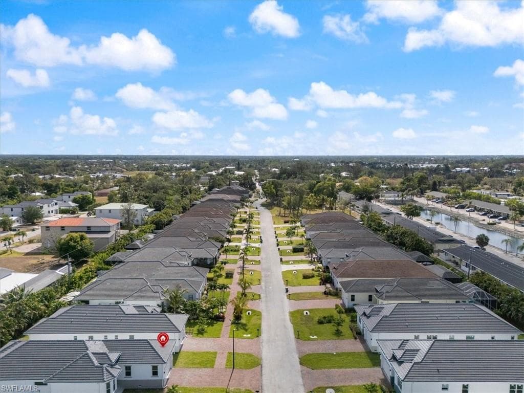 2537 Linda Dr, Naples, photo 2