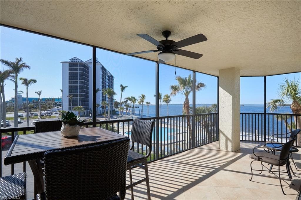 17080 Harbour Point Dr #211, Fort Myers, photo 2