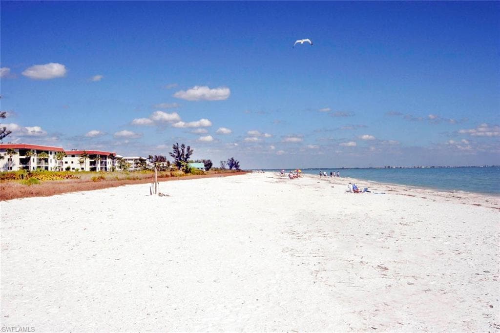 827 Gulf Dr #l1, Sanibel, photo 2