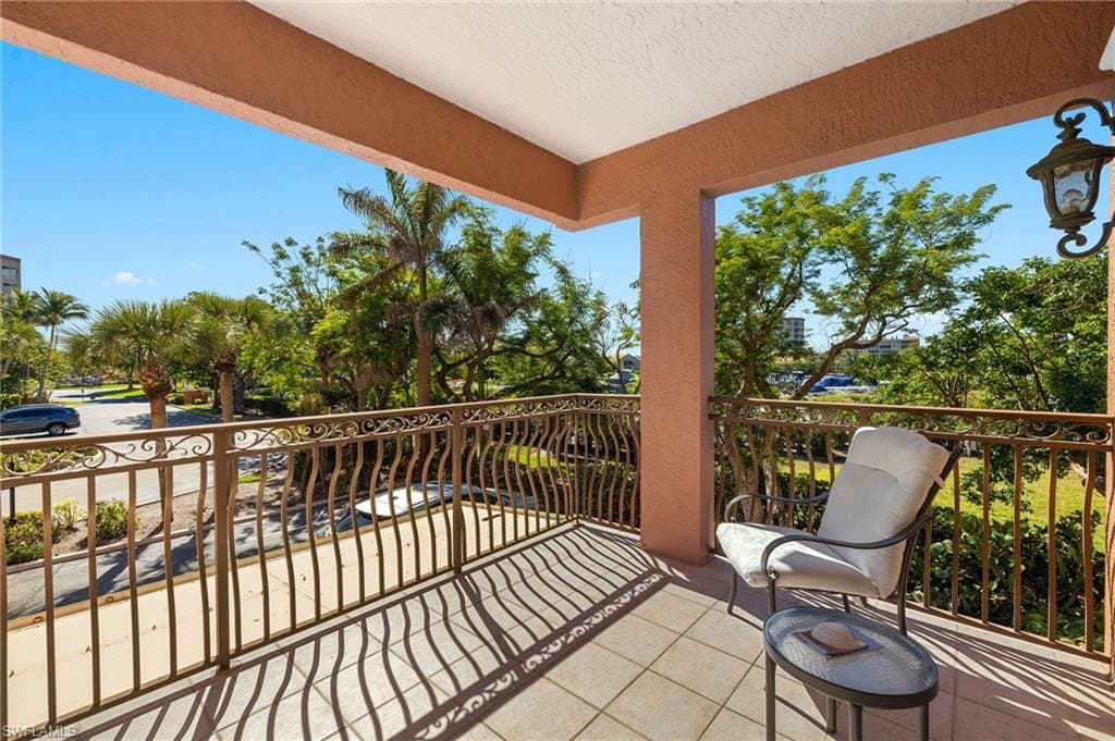 14811 Laguna Dr #101, Fort Myers, photo 2
