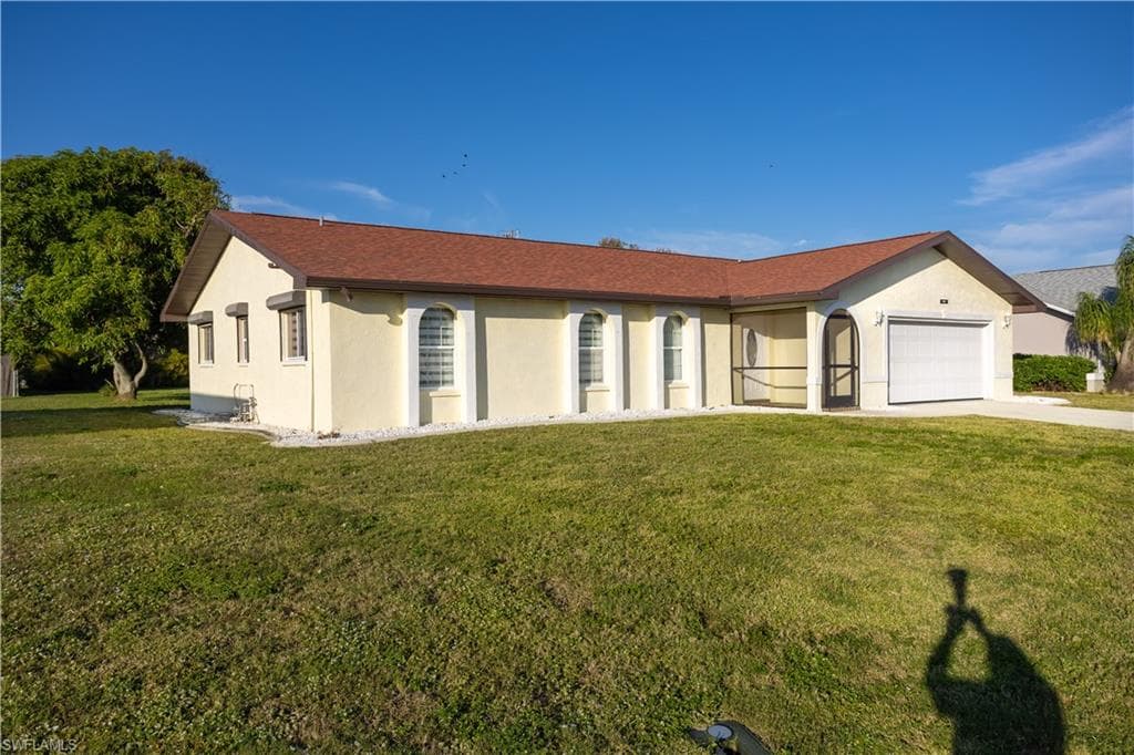 1217 17th Ter, Cape Coral, photo 2