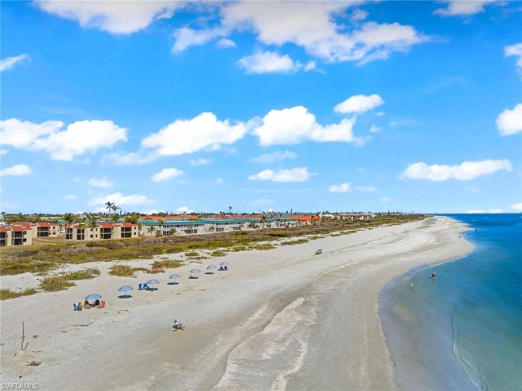 845 Gulf Dr #212, Sanibel