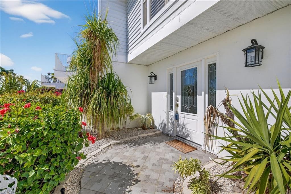 12130 Siesta Dr, Fort Myers Beach, photo 3